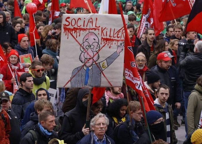 Briuselis protestuoja prieš Vyriausybės planuojamas taupymo priemones