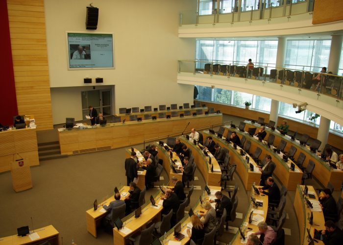 Darbo kodekso svarstymas: Seimas kėsinasi mažinti profesinių sąjungų įtaką