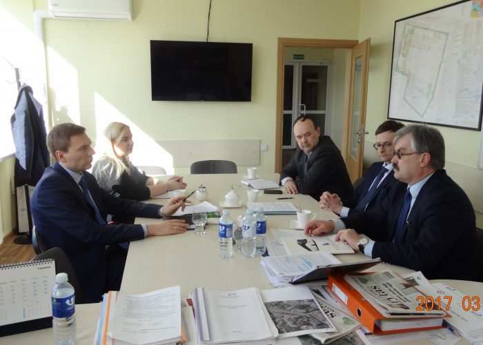 „Kauno autobusai“ profsąjungos vadovai dalyvavo susitikime su parlamentaru M. Puidoku