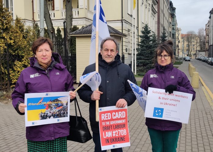 Solidarity with workers and their unions in Ukraine