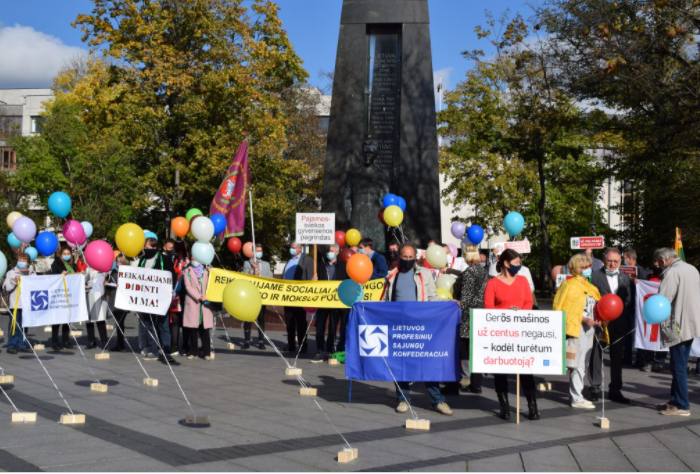 Lithuanian trade unions demand decent wages