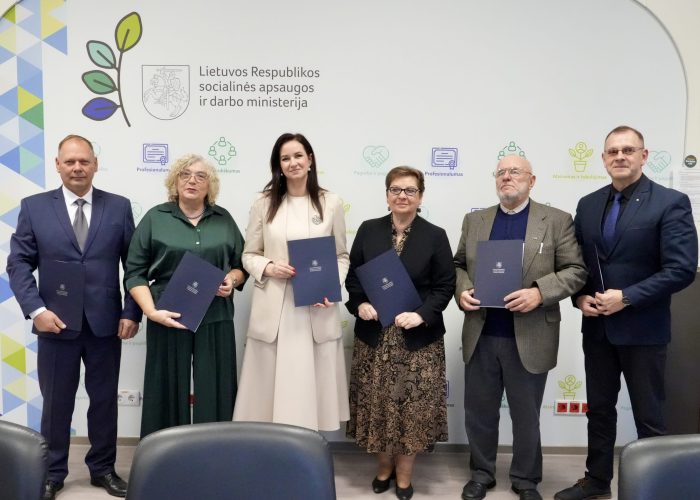 Nauja Socialinių paslaugų šakos kolektyvinė sutartis: daugiau poilsio, papildomos atostogos ir trumpesnis darbo laikas